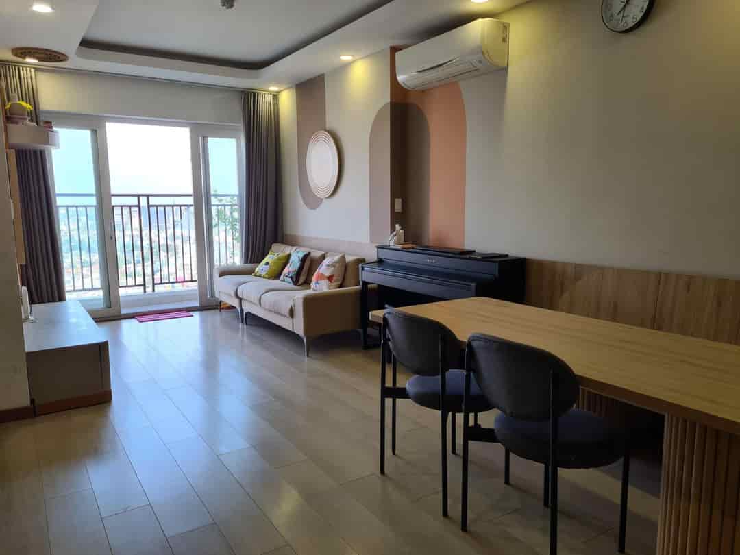 Bán chung cư RICHMOND, quận Bình Thạnh, 90m2 3pn 2wc giá 2ty6