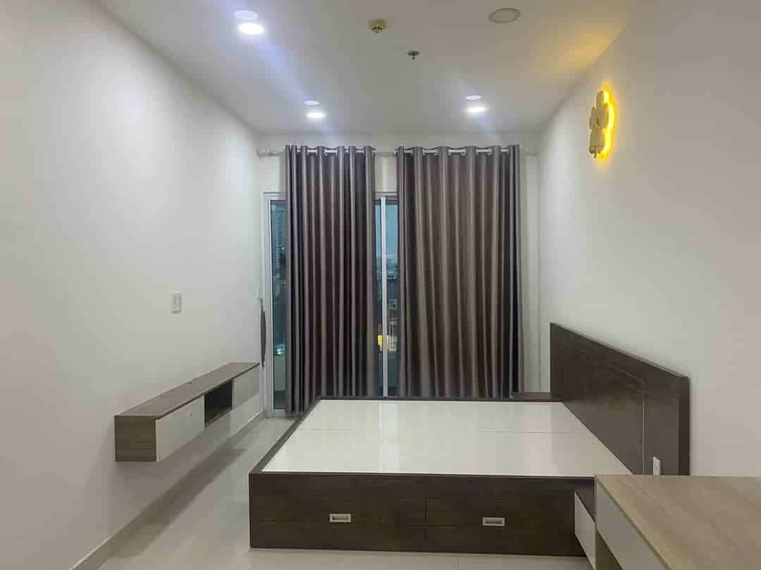 Bán căn hộ officetel Golden King 79m2 2pn 2wc giá 2 tỷ 4