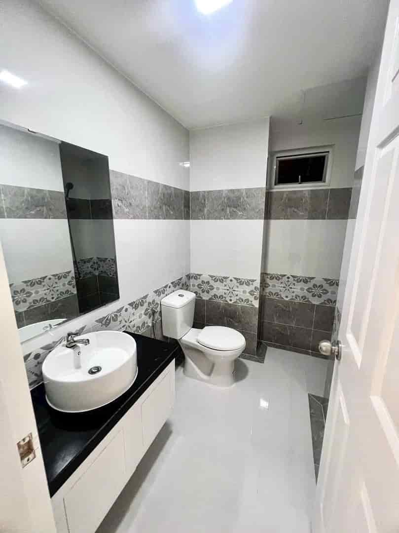 Bán căn hộ Babylon, 75m2 2pn, 2wc giá 1 tỷ 76