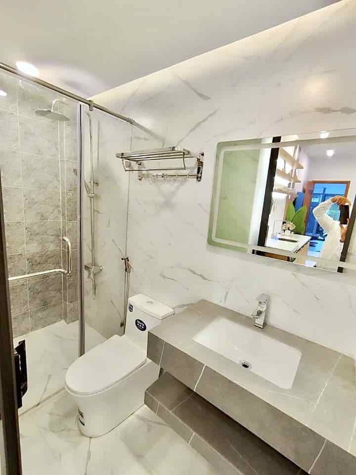 Chính chủ bán căn hộ 2PN giá 1.58 tỷ CC Imperial Place An Lạc Bình Tân, 72m2, SHR, tặng NT