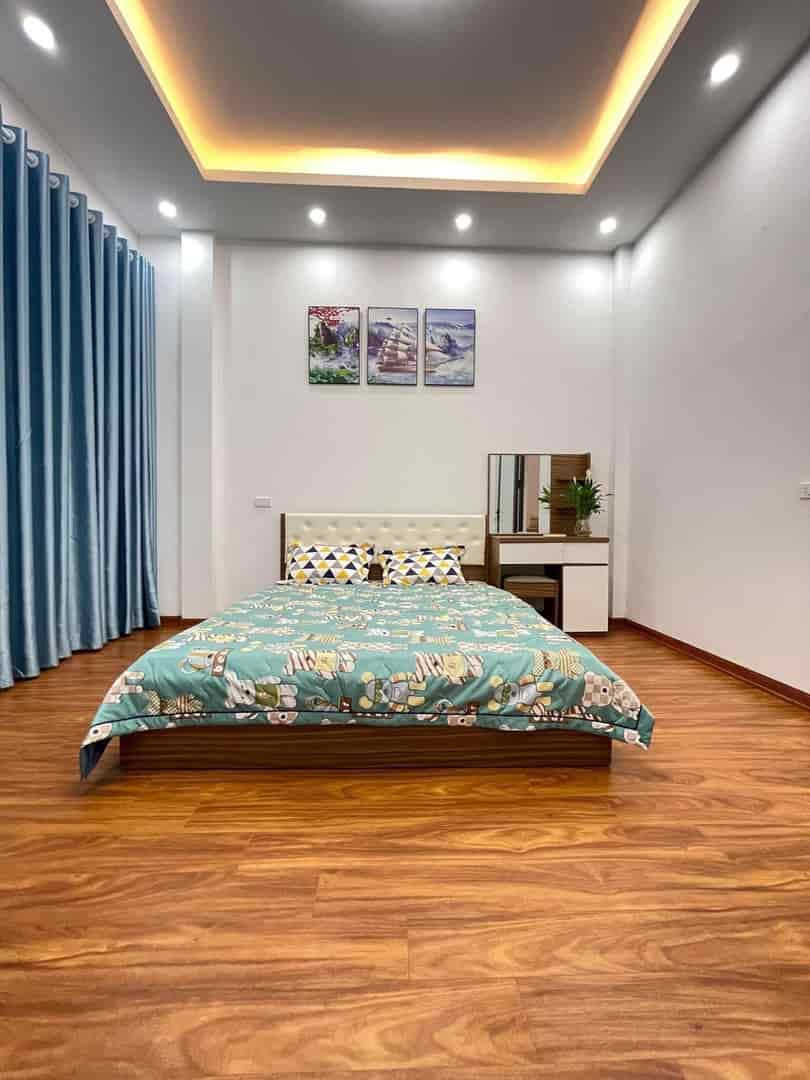 Bán nhà phố Khương Trung, q. Thanh Xuân 30m2 x 4t, giá 3.75 tỷ, sát chợ Khương Đình.