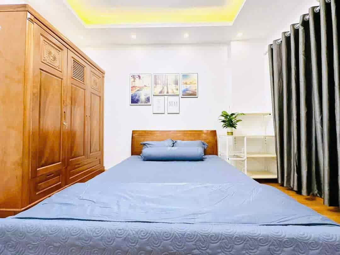 Bán nhà phố Cự Lộc, Thanh Xuân 30m2, 5T, giá chỉ 3.75 tỷ, ngõ rộng thoáng