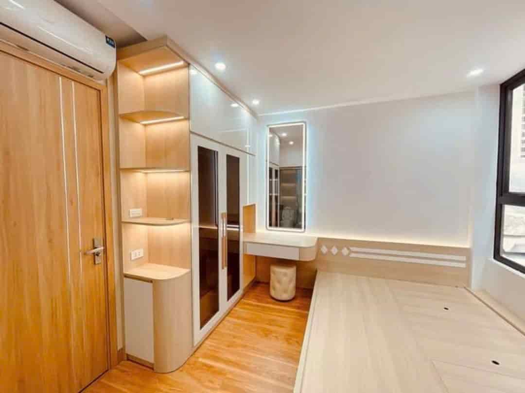 Bán nhà Thịnh Quang, Đống Đa 30m2, 4 tầng, giá 4 tỷ, ngõ rộng thoáng, ô tô đỗ gần