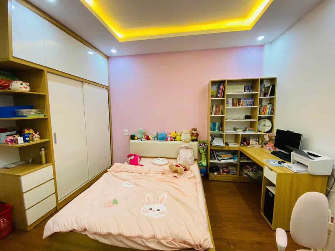 Nhà Phố Nguyễn Trãi, Thanh Xuân 66m2 x 4 tầng, chỉ 8.9 tỷ, đối diện Royal City.