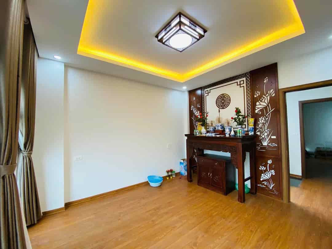 Nhà Phố Nguyễn Trãi, Thanh Xuân 66m2 x 4 tầng, chỉ 8.9 tỷ, đối diện Royal City.