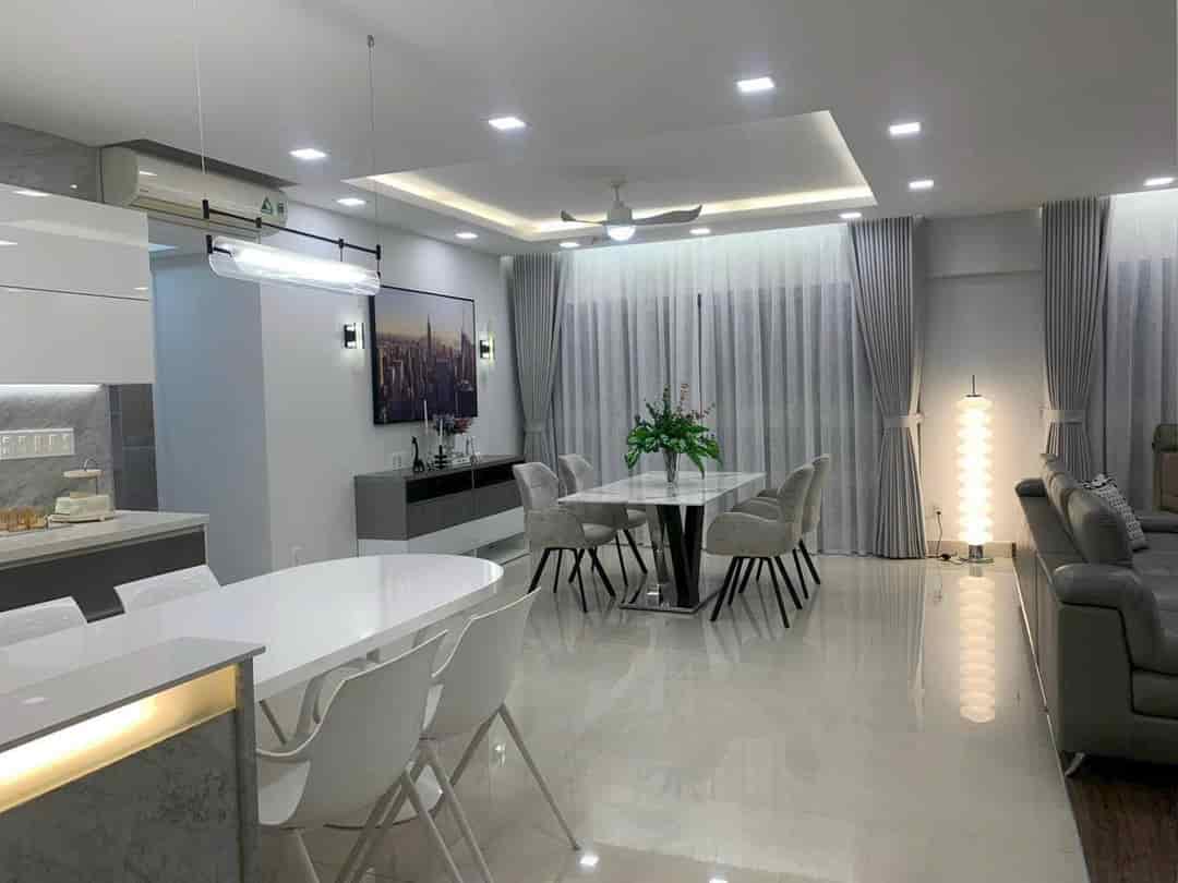 Chính chủ cần bán căn Viva Riverside, quận 6, diện tích 68m2, 2pn, 2vs full nt, giá bán 1 tỷ 840 triệu