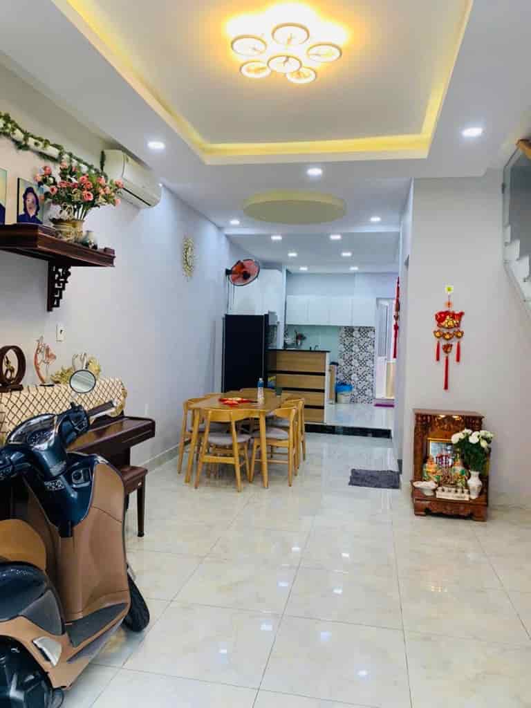 Tô Hiến Thành, 60m2, nở hậu tài lộc, nhà mới ở ngay, trung tâm quận 10