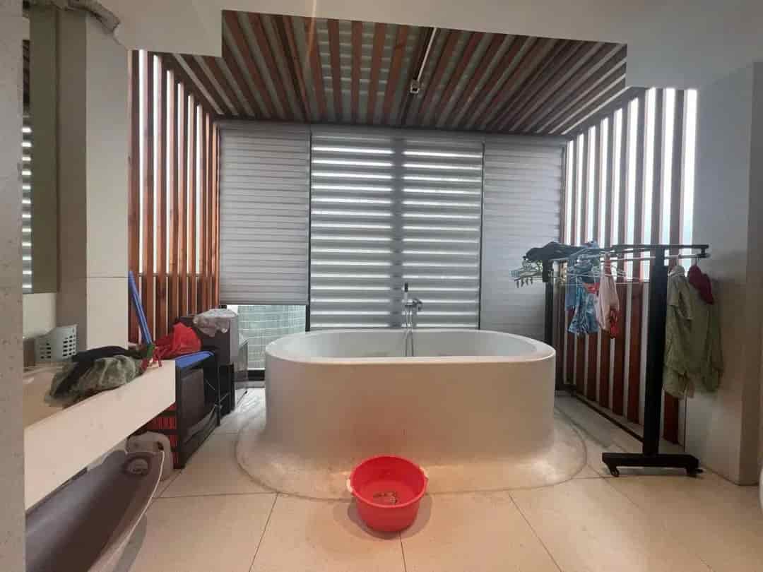 Phạm Ngọc Thạch, Đống Đa,46m2 nhà phân lô, thang máy kính tốc độ cao, kinh doanh đỉnh cao, ô tô đỗ cửa giá