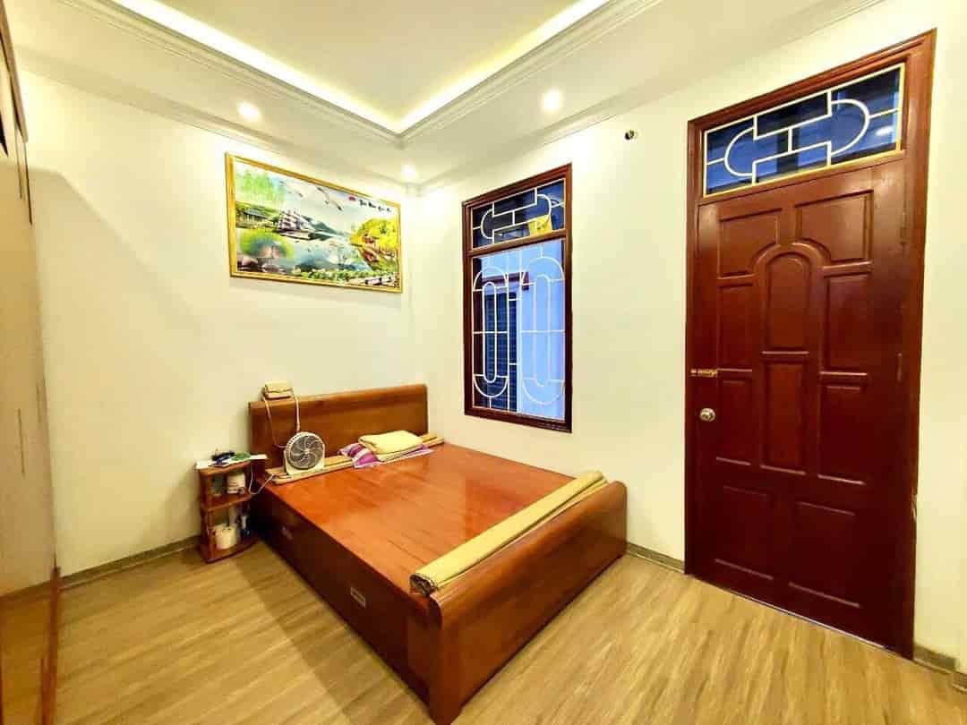 Nhà khu phố Khương Đình, quận Thanh Xuân, dt 36m2 nhà 4 tầng, 4.3 tỷ