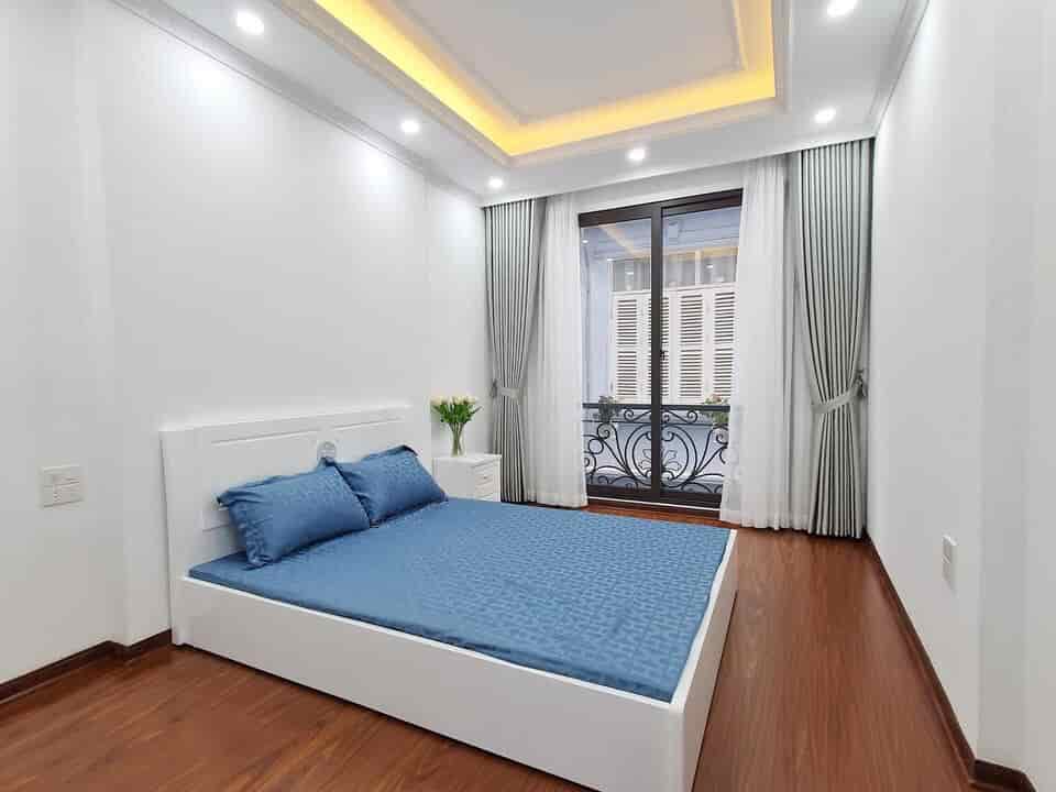 Nhà Thịnh Quang, Đống Đa 44m2, chỉ 5.8 tỷ, chủ tặng lại nội thất