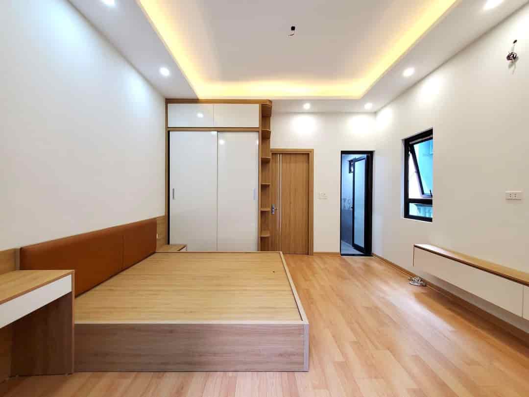 Nhà lô góc, Khương Trung, Thanh Xuân 32m2 x 4t, giá chỉ 3.98 tỷ.