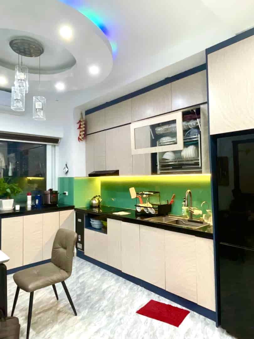 Bán căn hộ chung cư Ngõ 66 Kim Giang, 80m2 với 2 ngủ, giá 3x tỷ