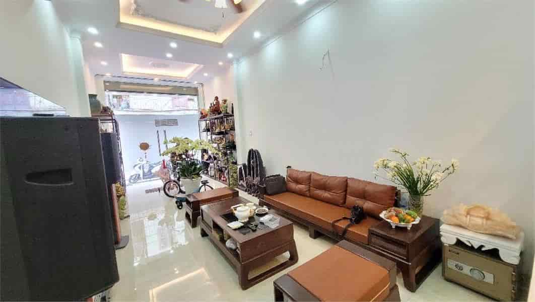 Bán nhà 7 tầng, Thanh Xuân, Hà Nội, DT 50m2, có thang máy, giá chào nhỉnh 12 tỷ có thương lượng