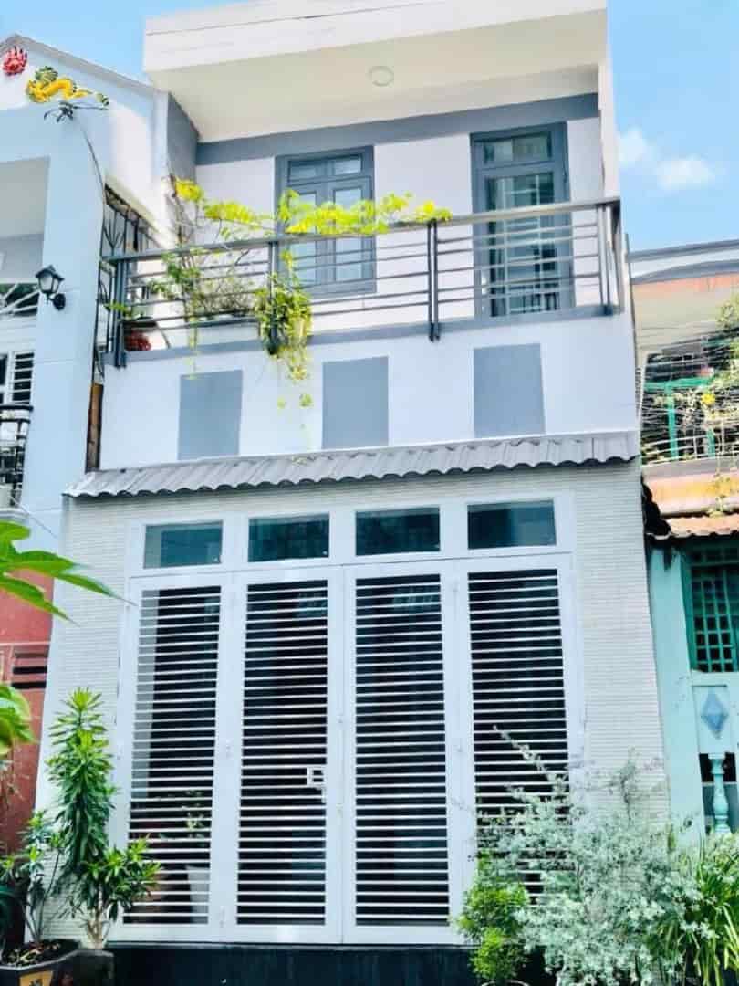 BÁN NHÀ ÂU DƯƠNG LÂN P.3 Q.8 - DT 55M² - 2 TẦNG - NHÀ MỚI Ở NGAY CÓ TL