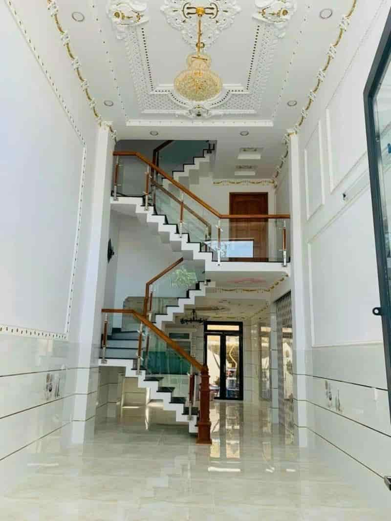 Nhà mới Hương Lộ 2, 72m2, 4 tầng đẹp mê ly chưa tới 6 tỷ