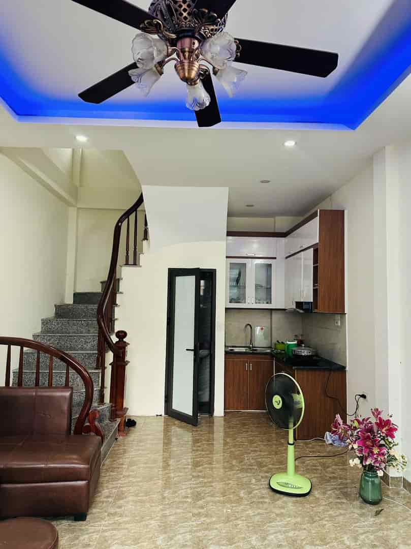 Chuyển nhượng nhà 5 tầng, ở Biên Giang, Hà Đông, diện tích 38m2