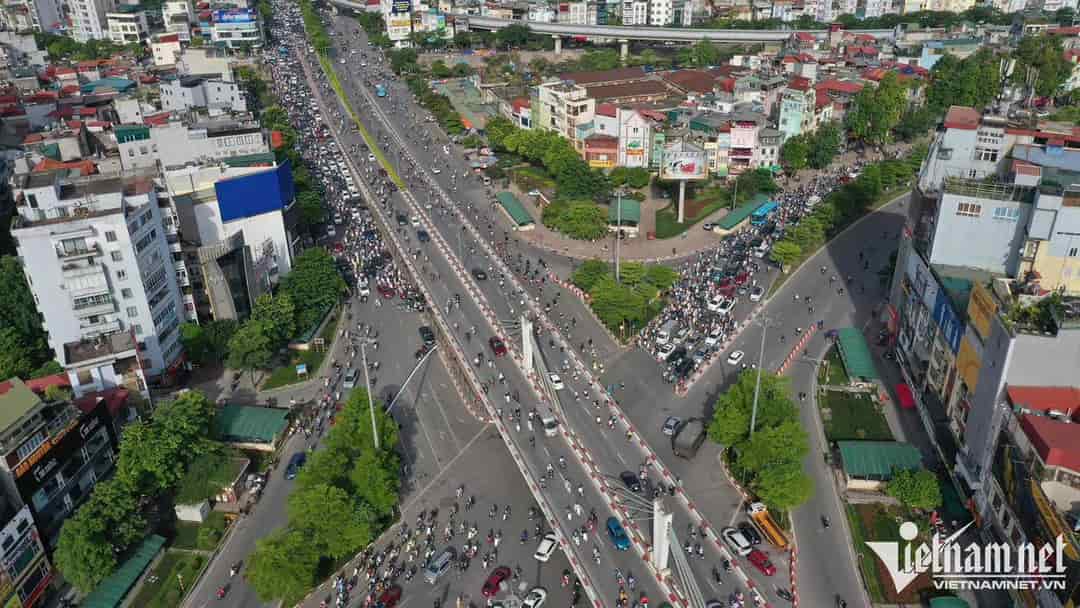 Bán nhà cạnh ngã tư Sở, Thanh Xuân, Hà Nội, DT 35m2 với nhà 5 tầng xây mới, giá chào nhỉnh 7 tỷ có TL