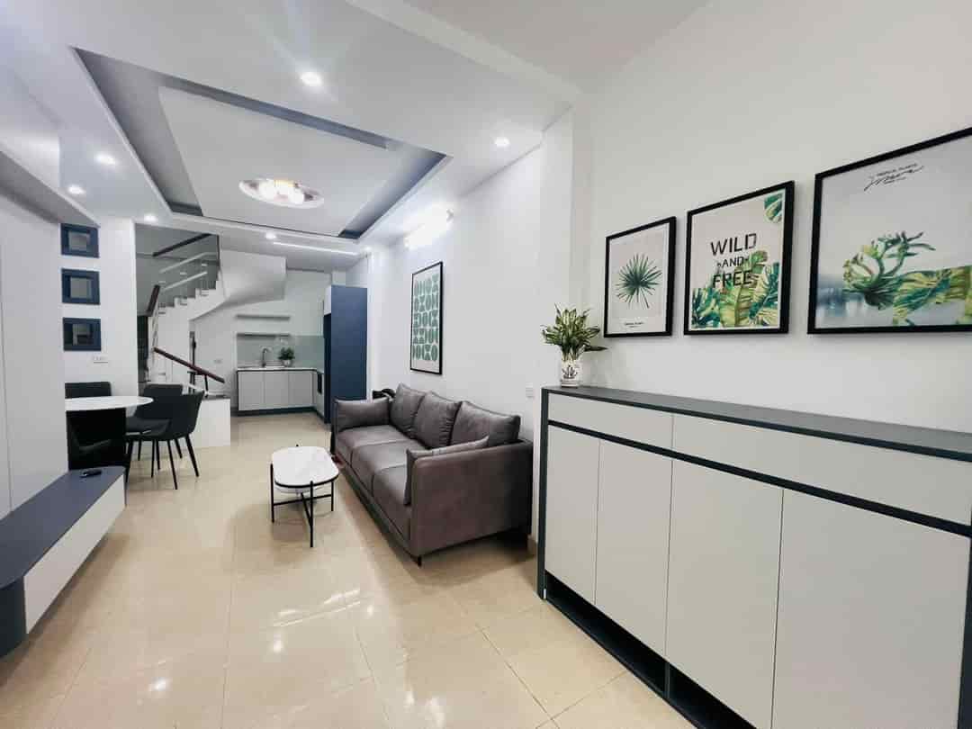 Bán nhà chính chủ Vũ Tông Phan, Thanh Xuân, 41m2, 5 tầng, nở hậu, 6 tỷ 9