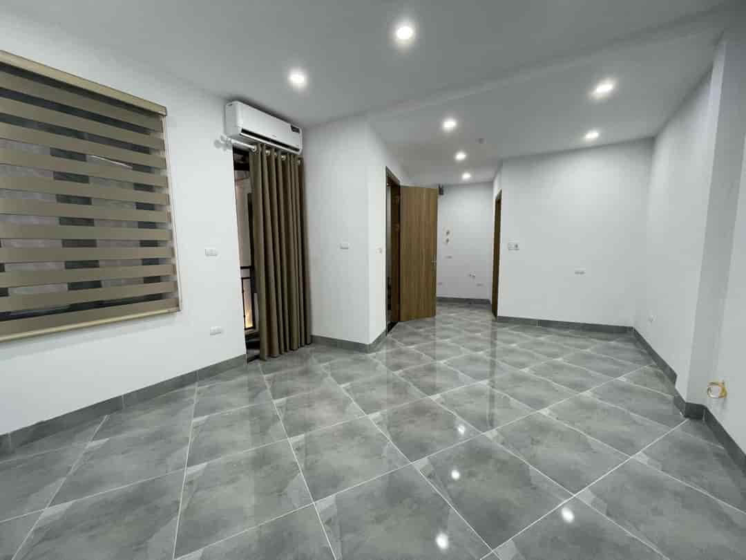 Nhà mới Nguyễn Lương Bằng, 46m2, 6 tầng, thang máy, gần phố, giá 11 tỷ