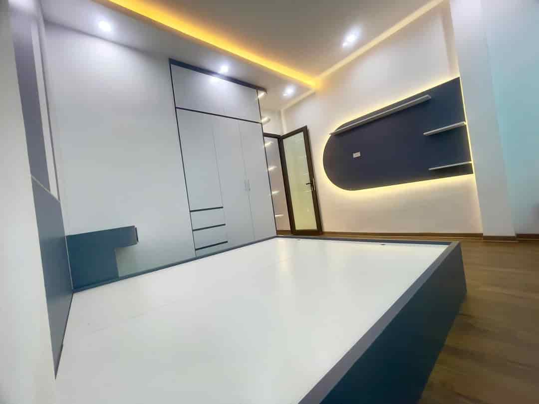 Nhà full nội thất, xách vali đến ở, 5T, 30m2, hộ khẩu Hà Đông, ở ngay