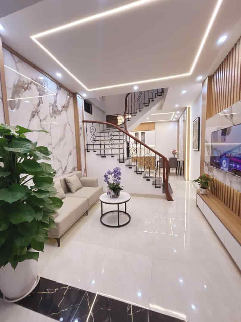 Bán nhà phố Quan Nhân, Thanh Xuân, 40m2, 5 tầng full nội thất 5 sao, gần ô tô, nhỉnh 7 tỷ