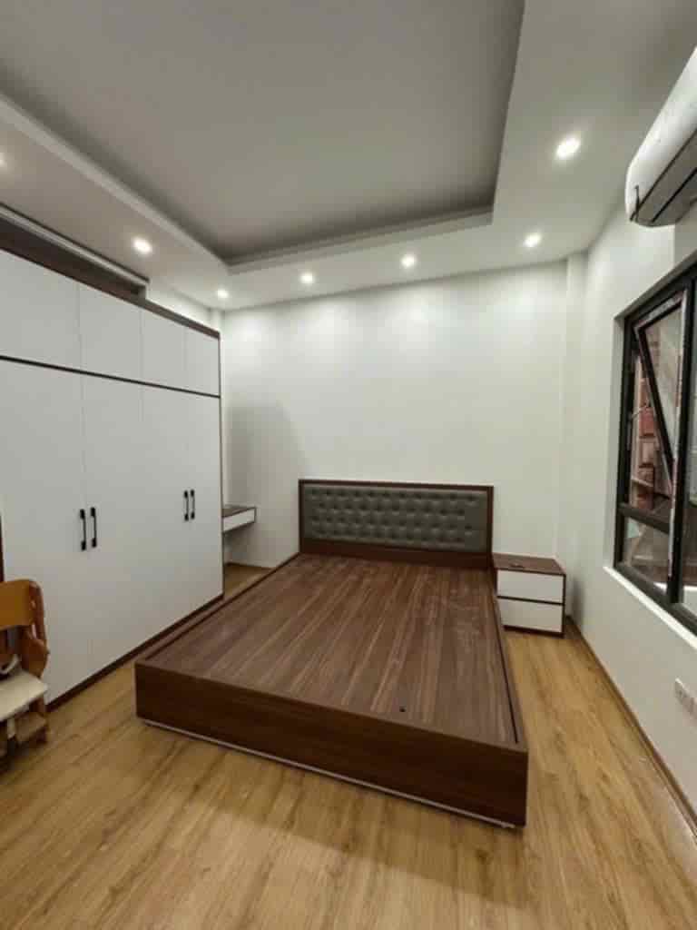 Bán nhà Đội Cấn 40m2, nhỉnh 6 tỷ Ba Đình