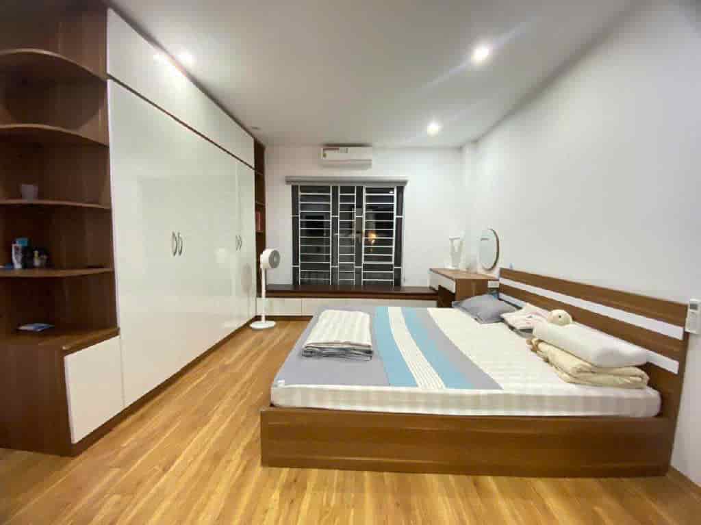 Nhà đẹp Bằng Liệt Linh Đàm, gần ô tô 30m2, 5 tầng, tổng diện tích sử dụng 130m2, 5.3 tỷ