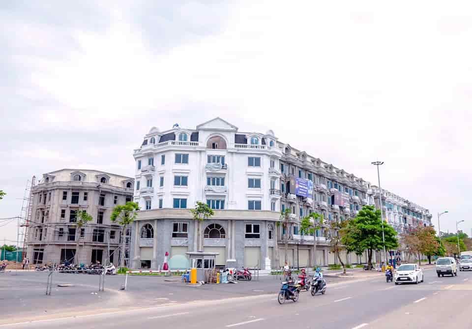 Bán shophouse Kiến Hưng Luxury, căn góc 180m2, giá 190 triệu/m2