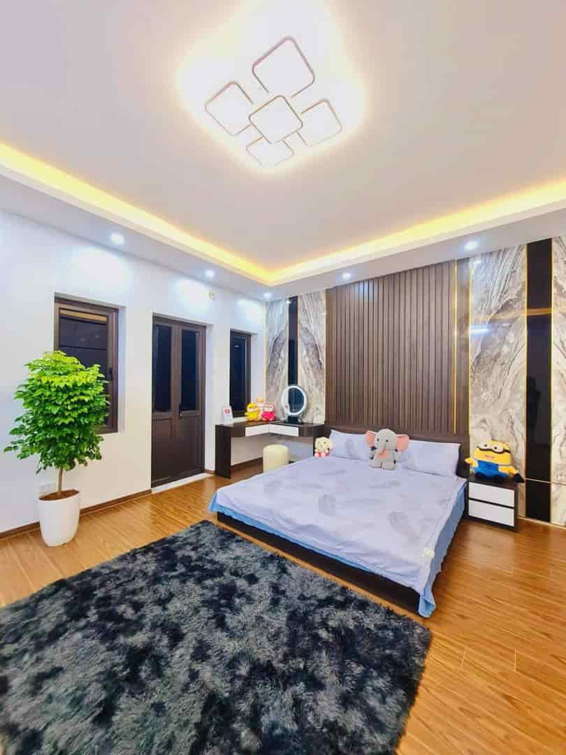 Bán nhà Thuỵ Khuê 52m2, 6.5 tỷ, lô góc, ngõ nông 10m, ô tô đỗ, dân trí