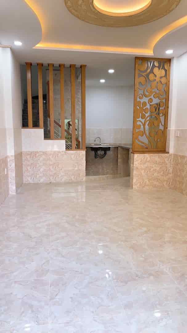 Bán căn nhà gần bv bệnh Nhiệt Đới, chợ An Đông, 40m2 Phan Văn Trị, p2, q5 1tỷ750, có sổ hồng sẵn, hẻm oto 7m.