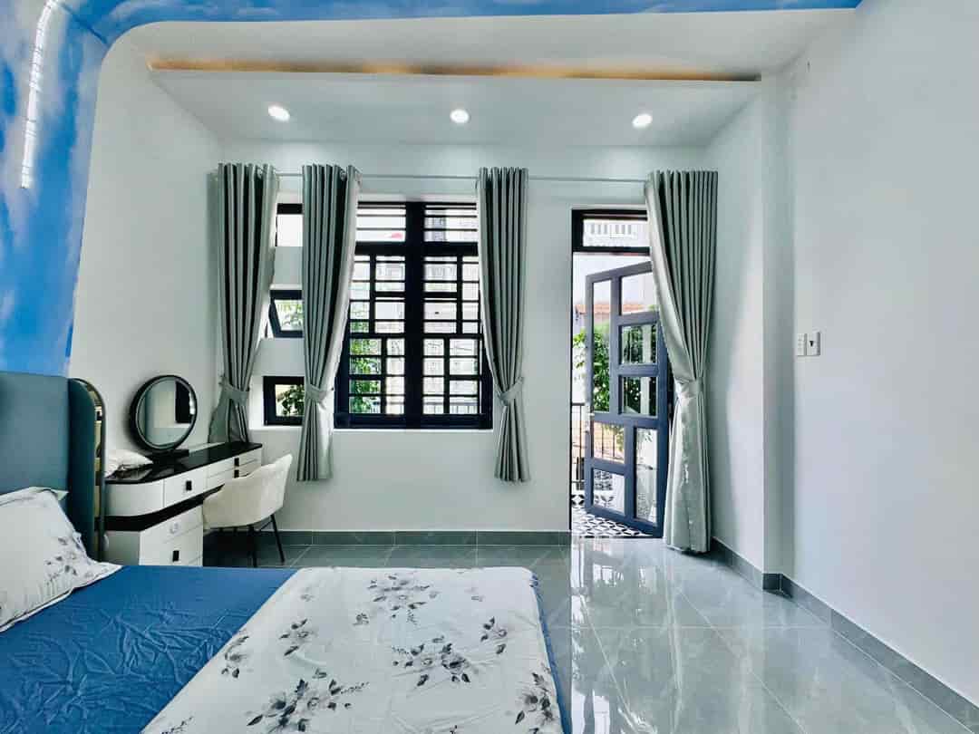 Chỉ 3 tỷ 350, nhà 71m2 Cô Giang, P.Cô Giang, Q1, ngay phố đi bộ Bùi Viện xây 1 trệt 2 lầu, sân thượng, hẻm 6m