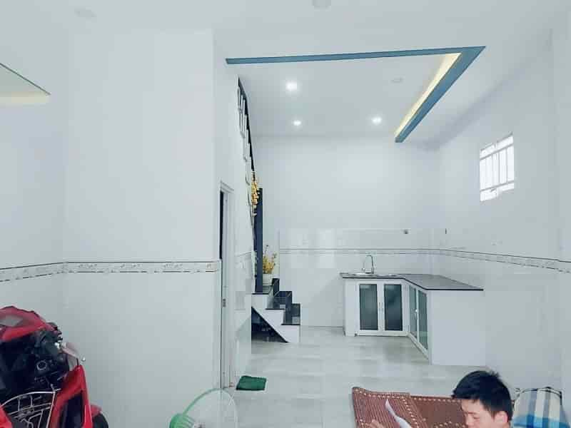 Bán nhà hẻm 5m đường Dương Quảng Hàm, P.5, Gò Vấp