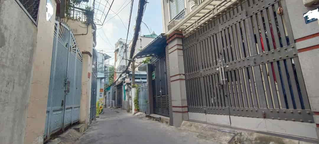 Hơn 2 tỷ, bán nhà hẻm 3 gác đường Quang Trung, quận Gò Vấp