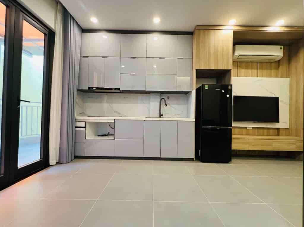 Nhà Nguyễn Khang 32m2, 6T, ô tô đỗ cửa, ngõ thông, kinh doanh 7.5 tỷ