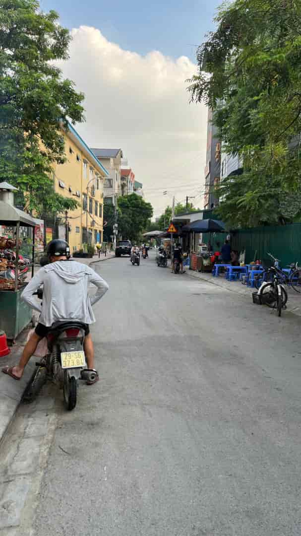 Cần bán mảnh đất siêu đẹp, vị trí hiếm còn sót lại tại Lai Xá Hoài Đức, để ở hay kinh doanh nhà trọ đều được