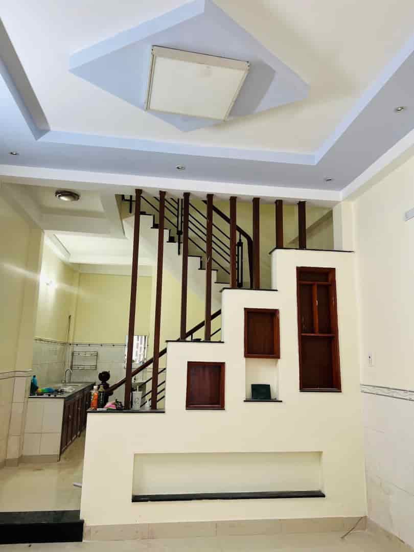 Bán nhà Đ.Nguyễn Ngọc Lộc, Phường 14, Quận 10, 64m2, SHR.