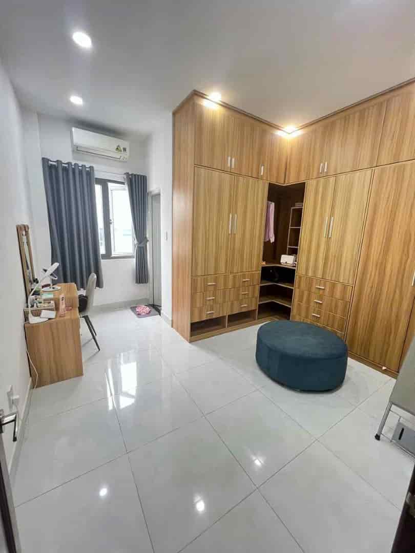 KD thua lỗ bán nhà Đ.Bùi Minh Trực, Q.8, 60m2, 1ty350 sổ hồng riêng