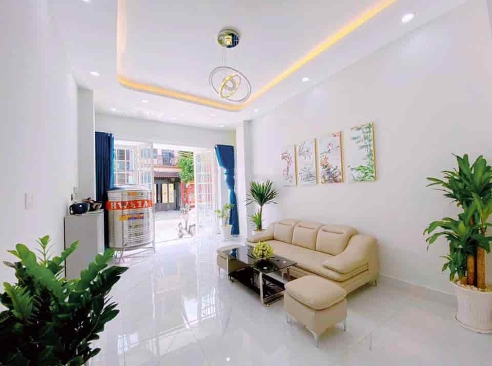 Bán nhà đường Tản Đà, phường 10, quận 5. 60m2, giá 905tr.Shr