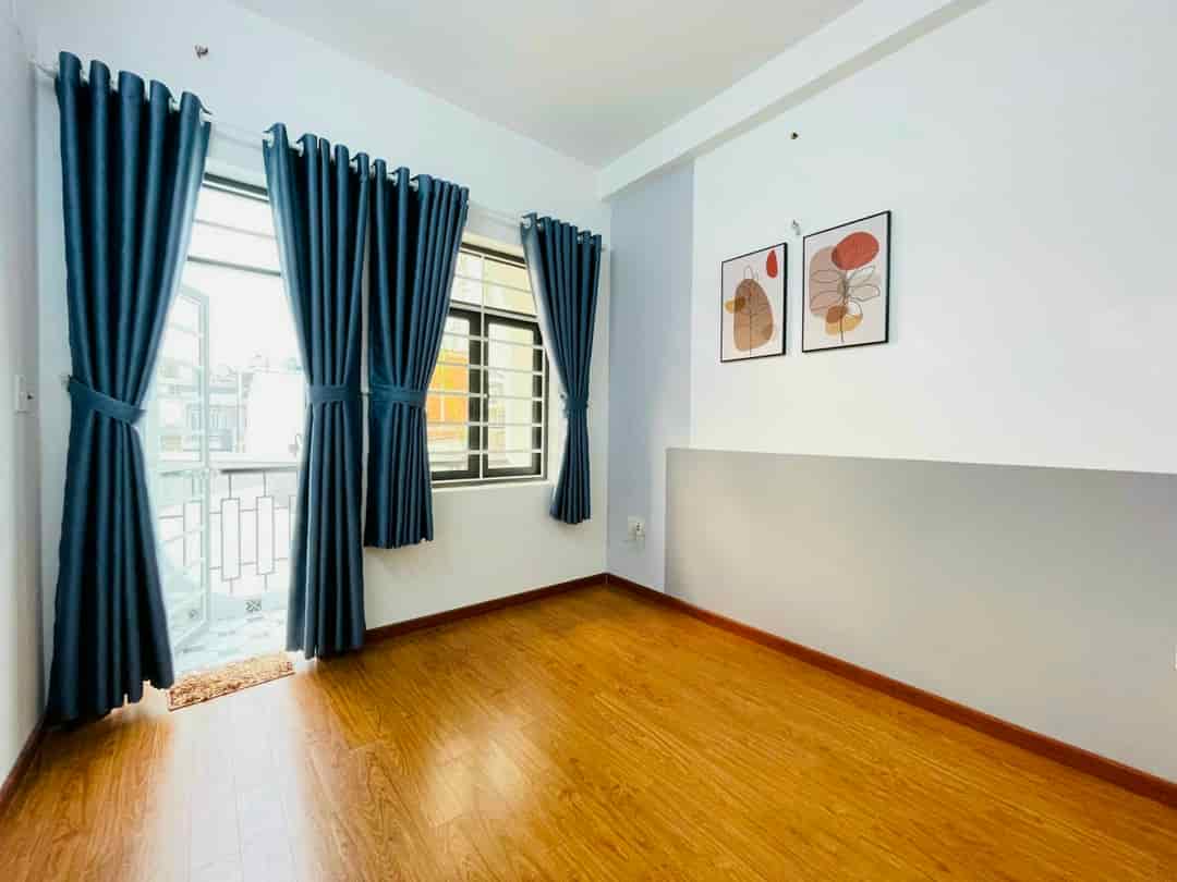 Chủ ngộp vốn bán siêu phẩm nhà Phan Huy Ích, chỉ 2 tỷ 9, 54m2