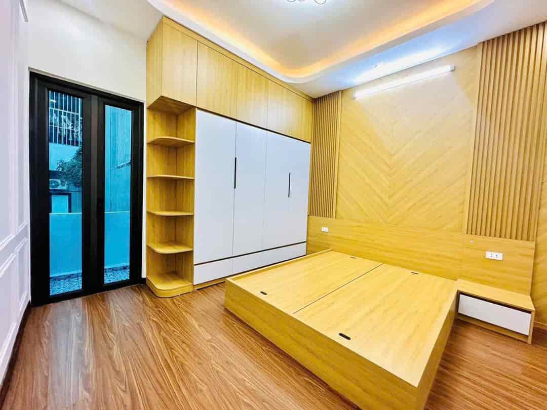 Bán nhà ngõ Lạc Long Quân 50m2 4tầng mặt tiền 3.5m 6tỷ Tây Hồ