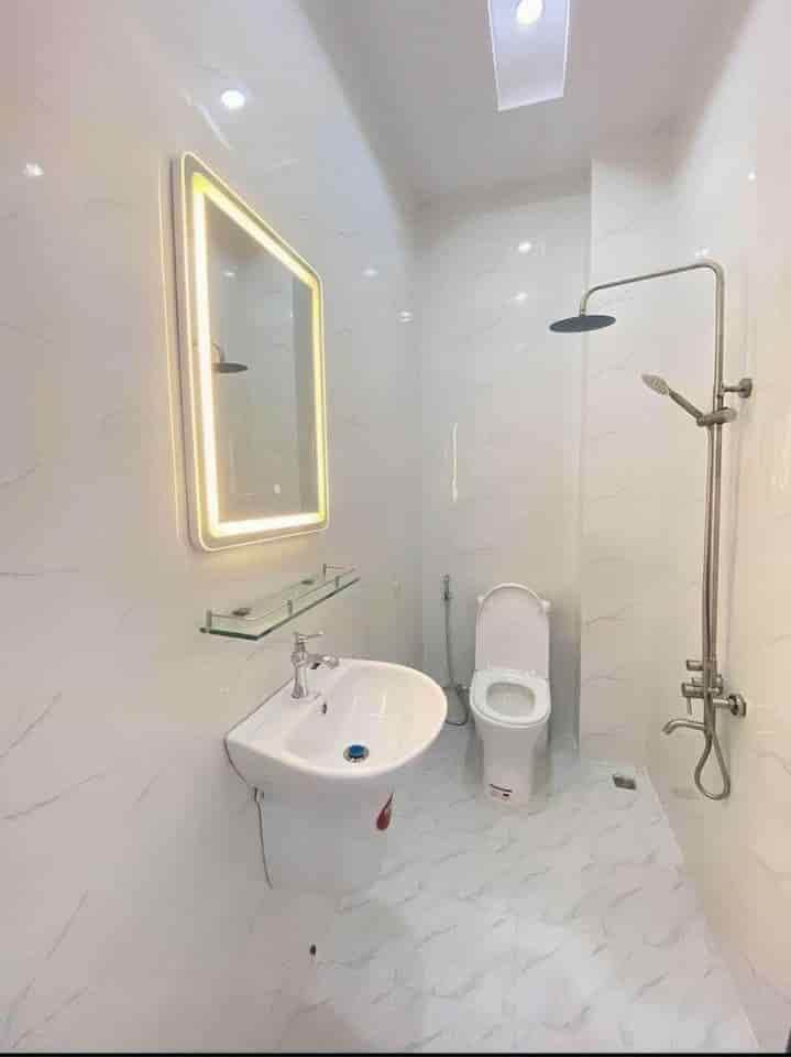 Bán nhà Đ.Mai Văn Vĩnh, Q.7, 52m2, 1 tỷ 140 1T1L 3PN 3WC, sổ hồng riêng