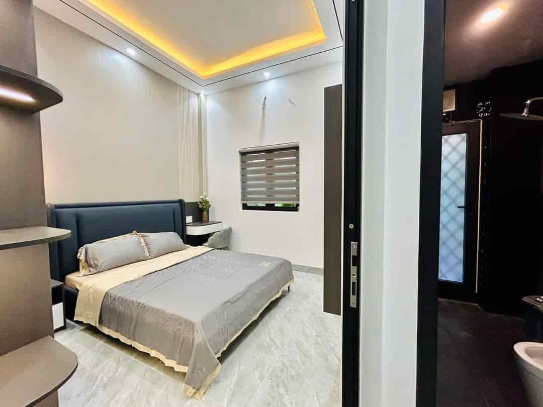 Chuyển chỗ ở bán nhà 1T2L Đ.Nguyên Hồng, Q.Bình Thạnh, 58m2, 980tr, SHR bao sang tên