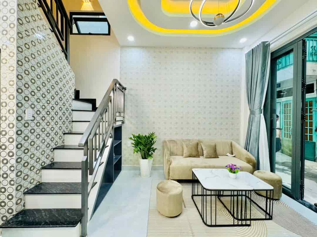 Kẹt nợ bán nhà Đường Lâm Văn Bền, P.Tân Quy, Q.7, 58m2, SHR, 983tr