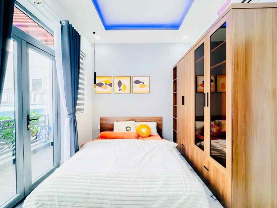 Li dị bán gấp nhà 3PN đường Tây Hoà, Q9, 67m², 885 triệu