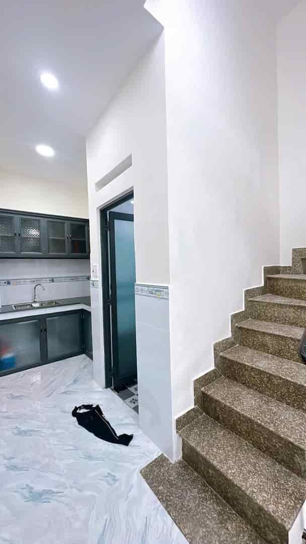 Bán nhà chia tài sản, Nguyễn Văn Đậu, Phú Nhuận, 60m2, 3.2 tỷ, SHR, HXH