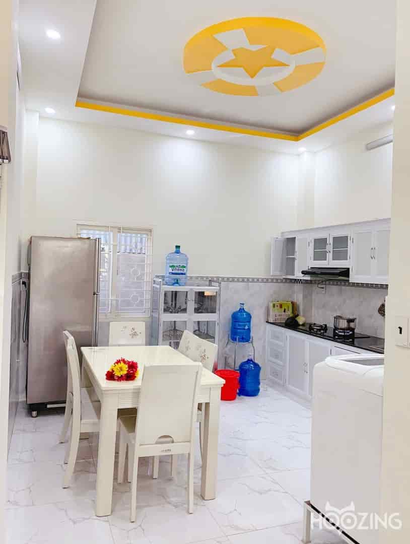 Nhà đẹp giá mềm, trên Đ. Phan Văn Hớn, quận 12, chỉ 2 tỷ, 52m2, SHR chính chủ, HXH