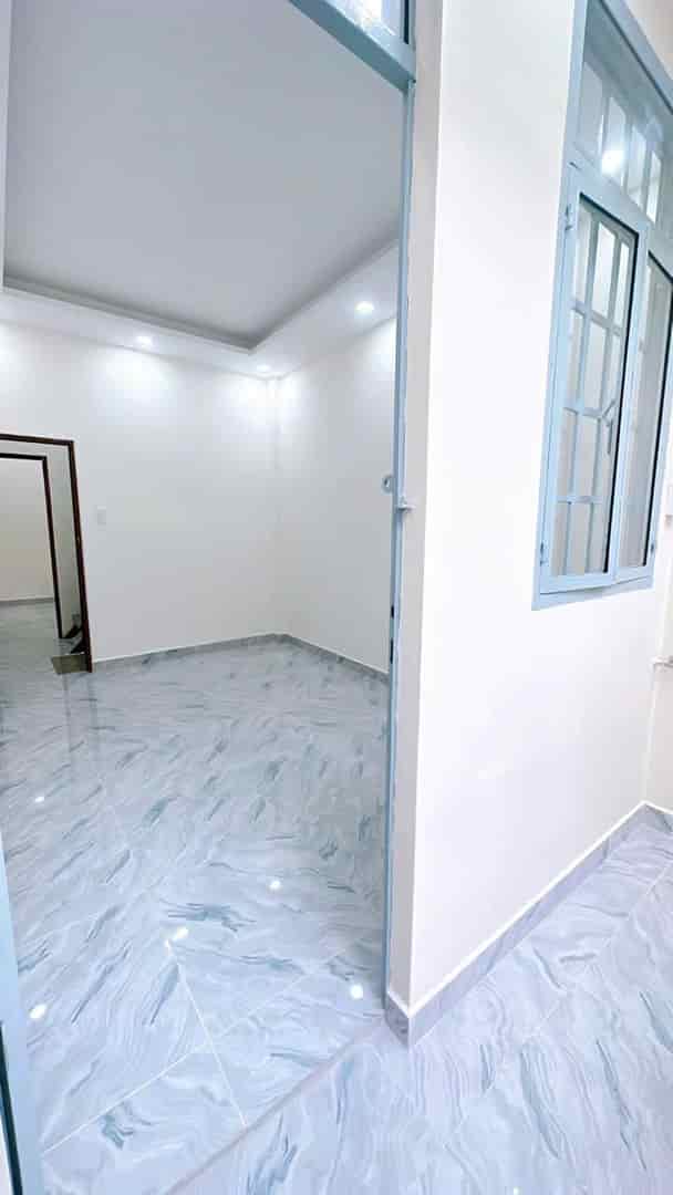 Bán nhà 64m2,1trệt 2lầu,SHR,910 triệu,Nguyễn Kiệm,Gò Vấp