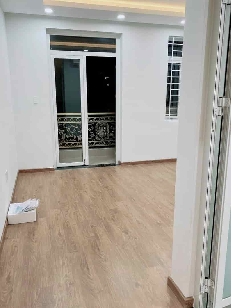 Bán nhà đẹp 4 tầng, 30 m2 tại đường Lũy Bán Bích, Phú Thạnh, Tân Phú, giá 4 tỷ