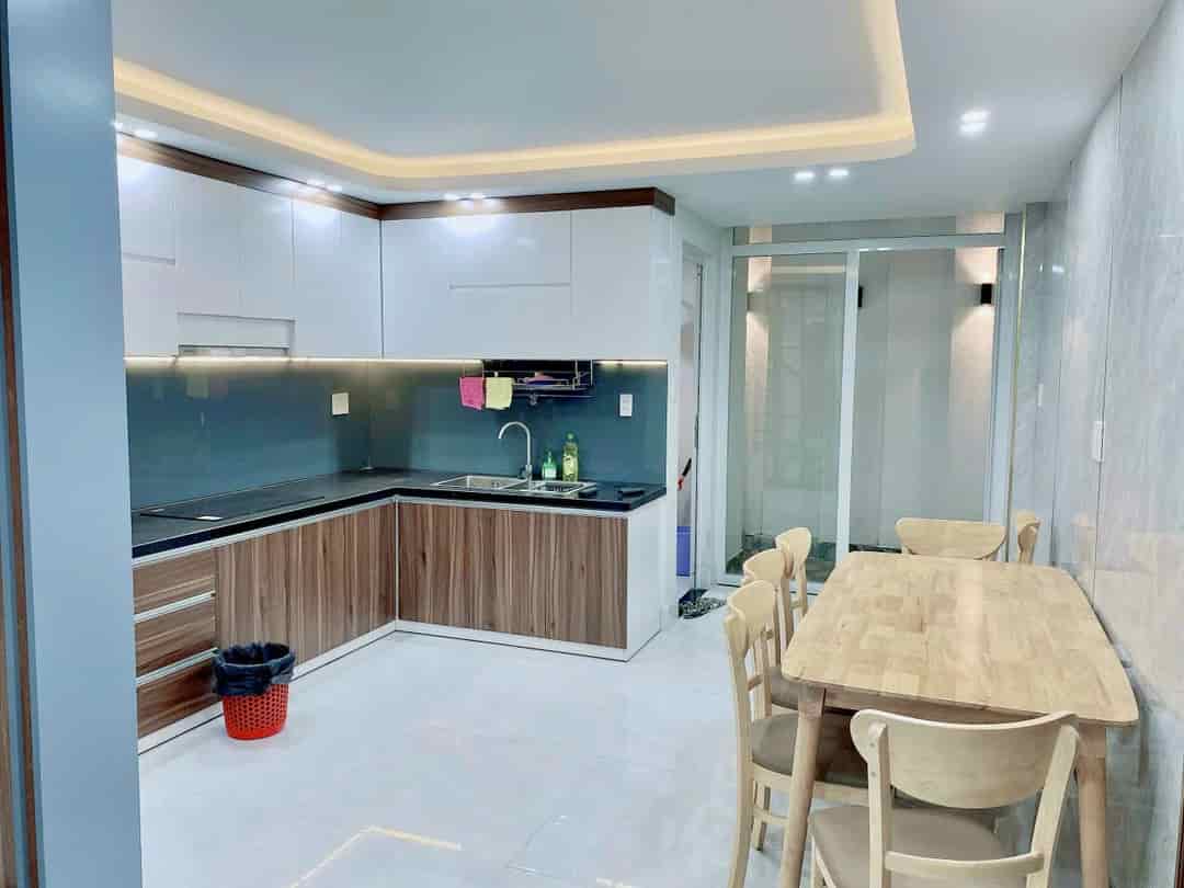 Bán nhà đẹp 4 tầng, 30 m2 tại đường Lũy Bán Bích, Phú Thạnh, Tân Phú, giá 4 tỷ