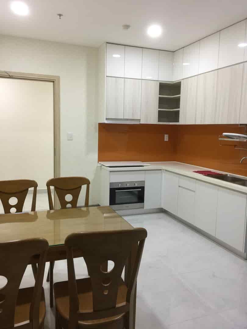 Cần bán cc Saigonres Plaza, Bình Thạnh, 72m2, giá 1 tỷ 680 với 2PN